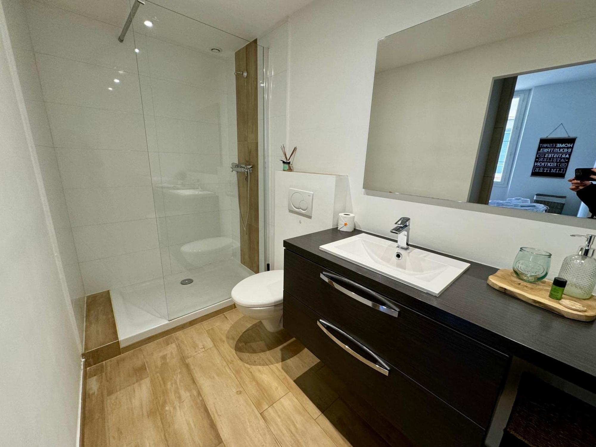 Appartements Climatises - Vieil Antibes Kültér fotó